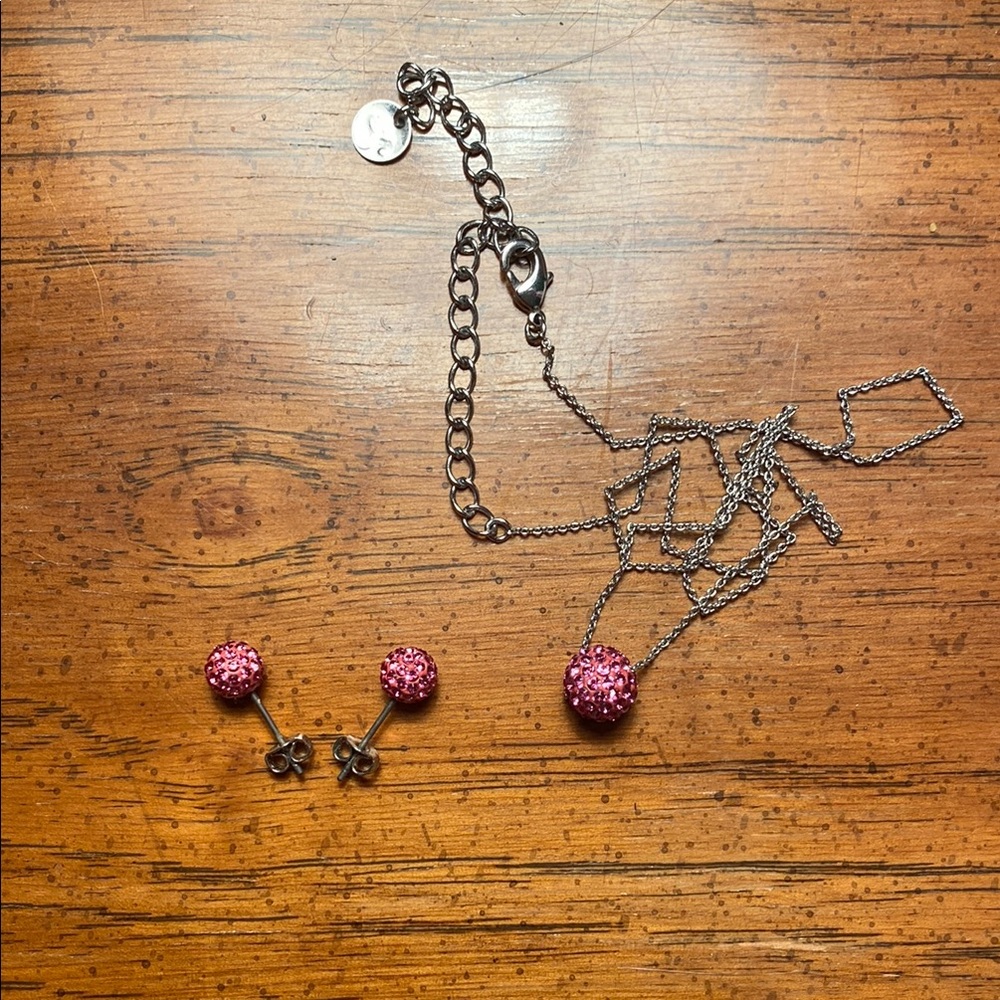 Elegant Pink Stud Earrings and Necklace